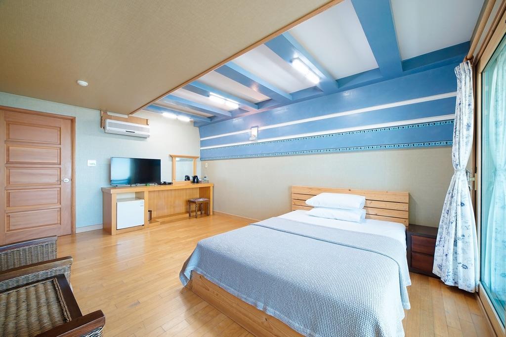 Leselect Pension Gangneung Exteriör bild